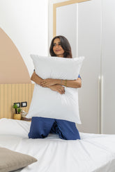 مخدة فندقية | مايكرو فايبر | 60×80 سم | ضمان ١٢ شهر