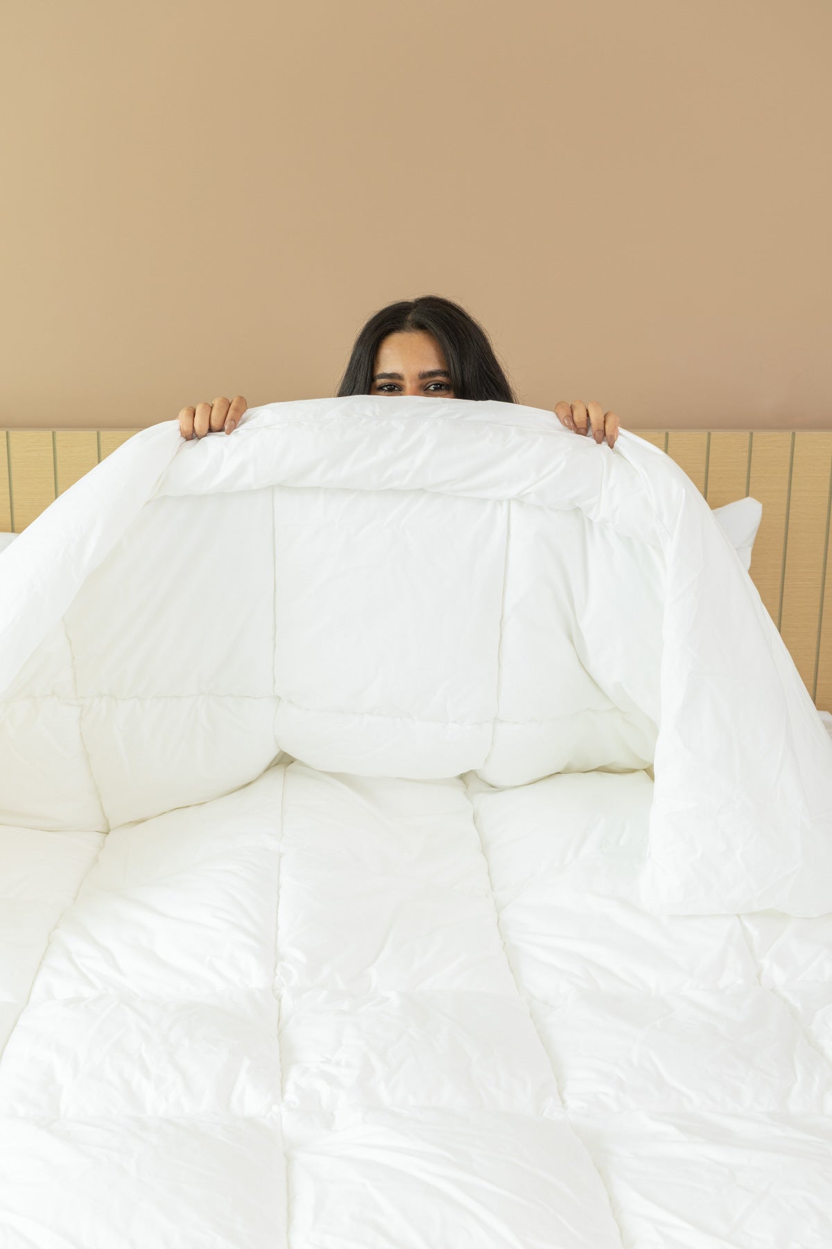 لحاف فندقي | مايكرو فايبر | قماش قطن معالج | ضمان ١٢ شهر