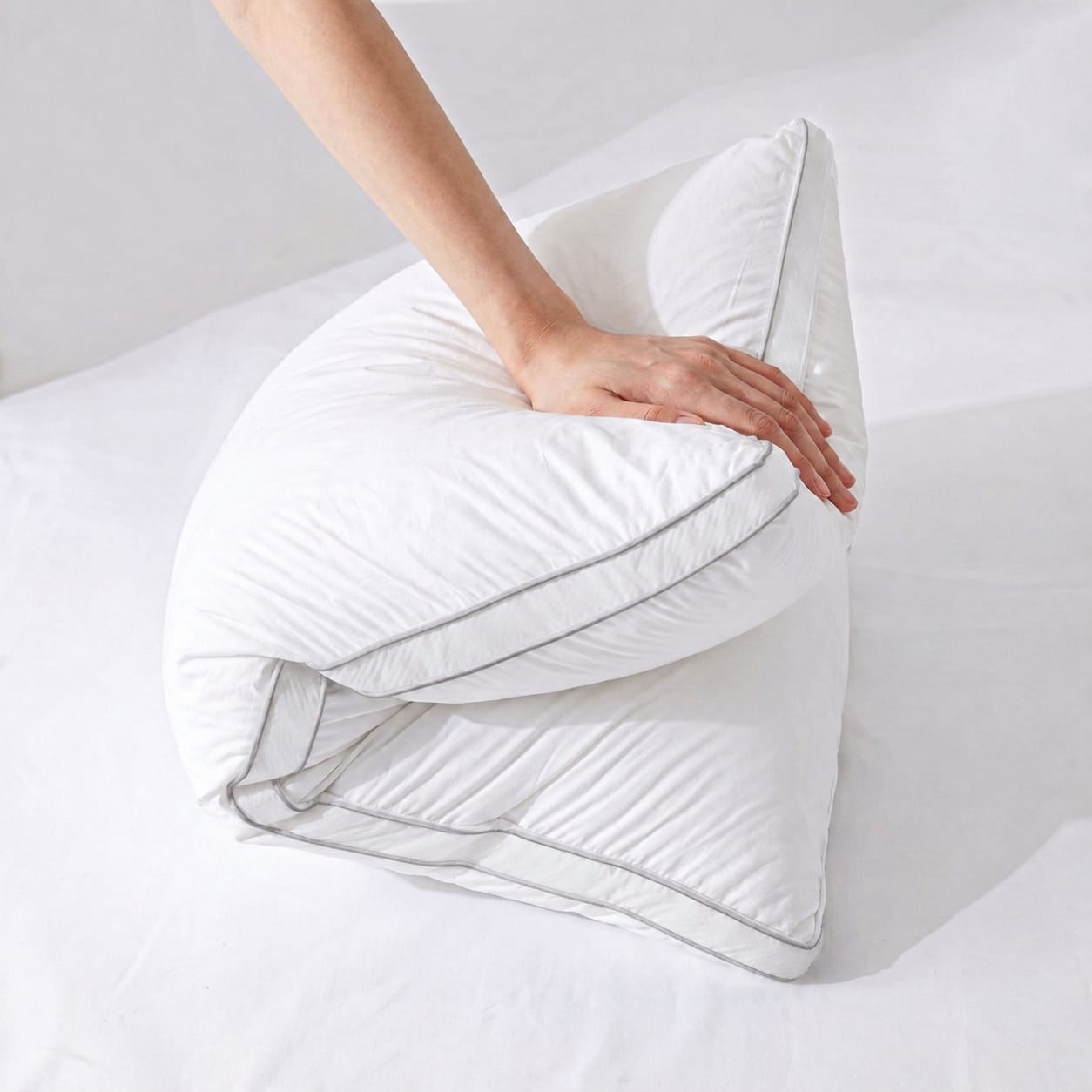 Cloudy Premium Pillow - Luxury Hotel Pillow 